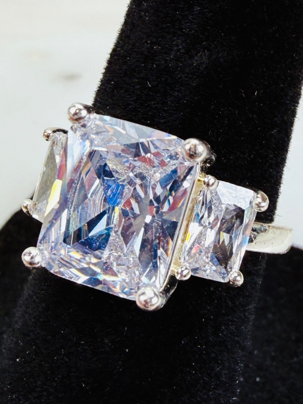 Elegant Silvertone Bling Wedding Ring size 4 3/4 View 4
